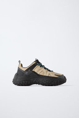 MULTI-PIECE TRAINERS