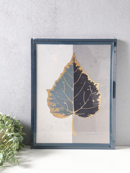 Фоторамка пластик 30х40 см "Остин" иссиня-чёрный 44,2х34,2х1,5 см