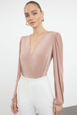 Vizon Parlak Yuzeyli ve Yumusak Dokulu Vatkal? Kruvaze Kapamal? Esnek Orme Body TWOAW25BD00005