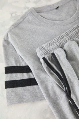 TRENDYOL MAN Siyah Regular Fit Bisiklet Yaka Kol Seritli Sortlu Pijama Tak?m? TMNSS23PT00001 - Trendyolmilla фото 14