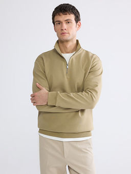 Dik Yaka Erkek Sweatshirt