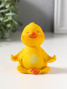 Сувенир полистоун лак "Жёлтый утёнок-йог" 8,5х7х9 см