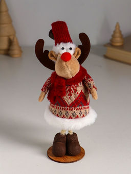 Фигурка Лосик в вязаной шубе с узорами, в колпаке с колокольчиком, 7?6.5?19 см