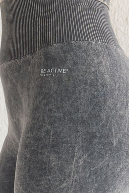 TRENDYOLMILLA Siyah Seamless/Dikissiz Y?kamal? Orme Spor Sort/K?sa Tayt THMSS23TY00034  фото 40