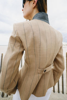 BLAZER RAYAS COMBINADA CON LINO ZW COLLECTION / Camel medio - Zara фото 3