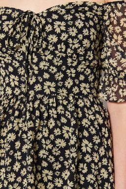 Siyah Cicekli Etegi Volanl? Skater/Belden Ac?lan Sifon Mini Astarl? Dokuma Elbise TWOSS22EL2772