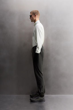 LIGHTWEIGHT TECHNICAL TROUSERS