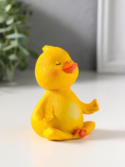 Сувенир полистоун лак "Жёлтый утёнок-йог" 8,5х7х9 см