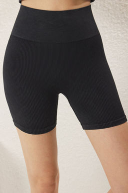 TRENDYOLMILLA Siyah Seamless/Dikissiz Y?kamal? Orme Spor Sort/K?sa Tayt THMSS25TY00011  фото 9