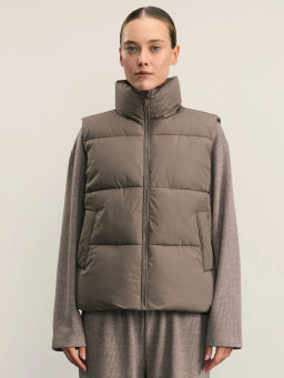 Жилет стеганый утепленный / Zarina  фото 3