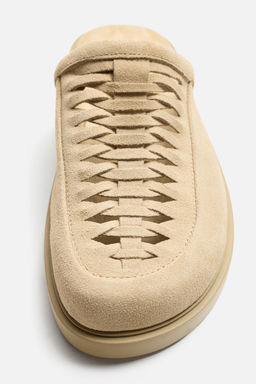 BRAIDED LEATHER CLOGS - Zara фото 6