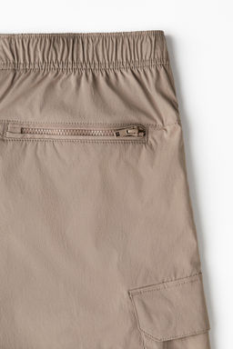 Pantal?n cargo de nailon Regular Fit - H&m фото 6