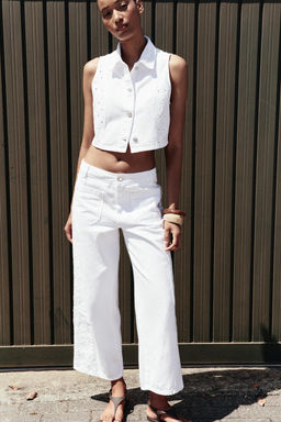 Z1975 WIDE-LEG JEANS WITH PERFORATED EMBROIDERY