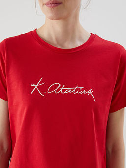 Bisiklet Yaka Atat?rk ?mza Bask?l? Kad?n Ti??rt