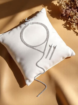 Набор 2 предмета: колье-чокер, серьги Блеск, белый в серебре