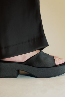 CHUNKY SATIN SANDALS - Zara фото 3