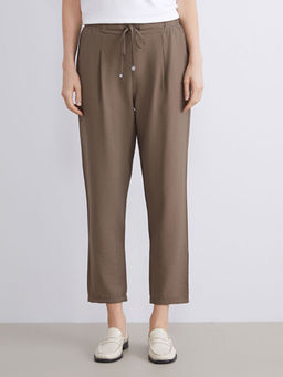 Y?ksek Bel Havu? Kesim Kad?n Pileli Pantolon