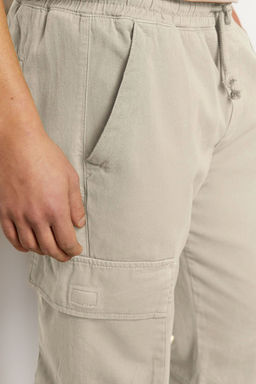 TRENDYOL MAN Ac?k Haki Unisex Regular Fit Lastikli Beli Baglamal? Kargo Cepli Pantolon TMNSS24PL00003 - Trendyolmilla фото 4