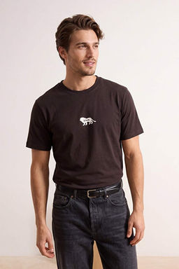 Koyu Kahverengi Regular/Normal Kesim Hayvan Nak__l_ %100 Pamuklu T-Shirt TMNSS24TS00056 - Trendyolmilla фото 2
