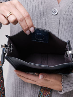 Сумка кожаная на плечо Azaro 30996 темно-синяя