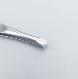 Zinger Пинцет для бровей скошенный / Classic B 164 S SH, ручная заточка, 88-90 мм, серебристый  фото 2