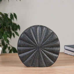 Ваза для цветов «Кайо», классик, d=8×5 см, 20.5×20.5 см, керамика, чёрная