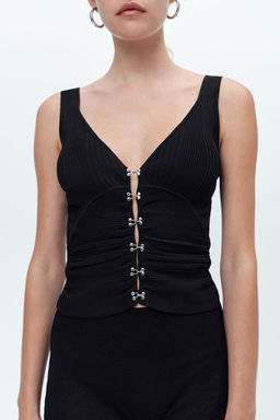 KNIT TOP WITH HOOK-AND-EYE DETAILS - Zara фото 4