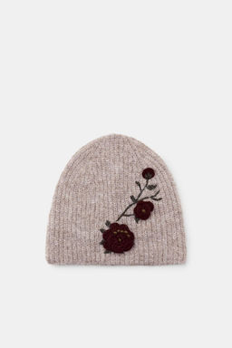 KNIT BEANIE WITH EMBROIDERED FLOWERS - Zara фото 2
