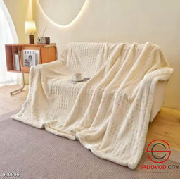 Плед из велсофта в подарочной упаковке