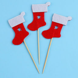 Цена за 2 шт. Шпажки для канапе новогодние Сапожок, набор 3 шт., высота 18 см - Страна карнавалия фото 2