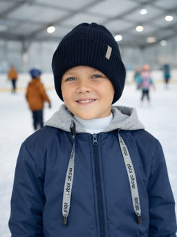 Шапка вязаная темносиняя