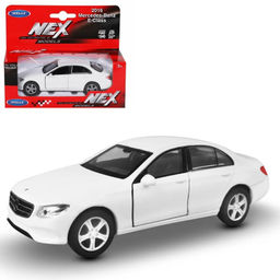 Welly. Машинка 1:38 "Mercedeces-Benz E-Class 2016" металл, пруж. мех., арт.43703-W белый