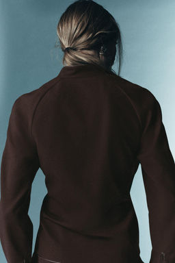 LIMITED EDITION DRAPED FEATHER SHIRT - Zara фото 4