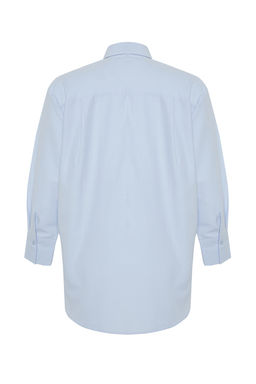 TRENDYOLMILLA Ac?k Mavi Onu Tas Detayl? Regular Normal Kal?p Dokuma Gomlek TWOSS24GO00069 фото 8