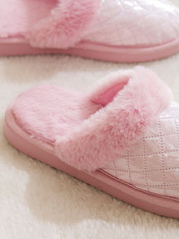 Pel?? Kad?n Ev Terli?i - Waikiki фото 3