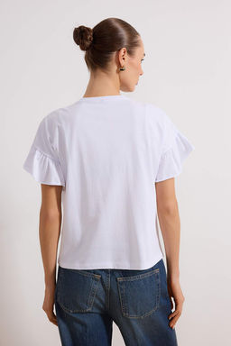 Beyaz %100 Pamuk F?rf?r Detayl? Basic Bisiklet Yaka Orme T-Shirt TWOSS22TS2429