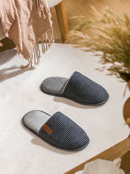 ?izgili ?n? Kapal? Erkek Ev Terli?i