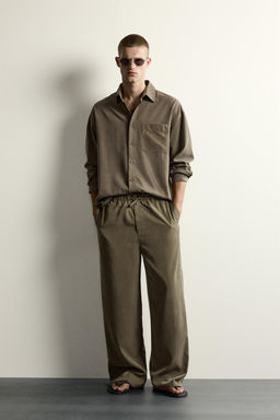 CAMISA FLUIDA RELAXED FIT / Marr?n