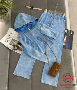 Костюм двойка кофта на замке и штаны