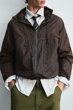 LIMITED EDITION WINDBREAKER JACKET - Zara фото 7