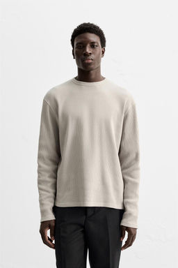 T-SHIRT IN CHECK TEXTURE - Zara фото 18