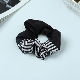 Цена за 3 шт. Резинка для волос «Орбита», половинка полоски, 8 см, чёрно-белая