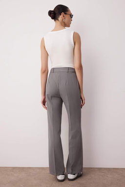 Gri Straight/Duz Kesim Yuksek Bel Nervur Dikisli Dokuma Pantolon TWOSS21PL0093
