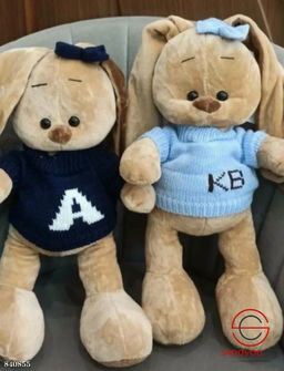 Плюшевая мягкая игрушка зайчик в свитере