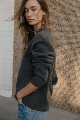 KNIT V-NECK JUMPER - Zara фото 13