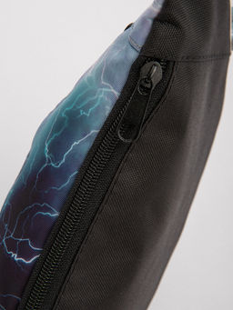 V48 401 218 Сумка поясная