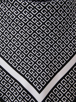 Большой, мягкий, тонкий и очень нежный двусторонний платок с рисунком. - Tantino фото 6