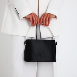 Сумка женская кросс-боди на молнии, 22×8×15 см, чёрная