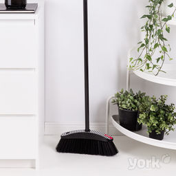 Щетка 120 см с рукояткой металлической YORK СТАЙЛ Пепита арт. 052102