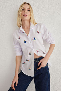 TRENDYOLMILLA Beyaz Over All Nak?s Detayl? Oversize Genis Kal?p Dokuma Gomlek TWOSS25GO00094  фото 2